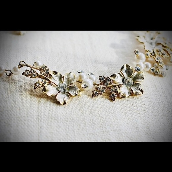 Vintage Necklace and Earrings Set - Picture 5 of 9